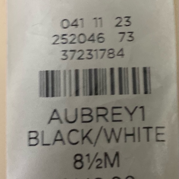 Womens Talbots black and white shoes - Picture 3 of 4